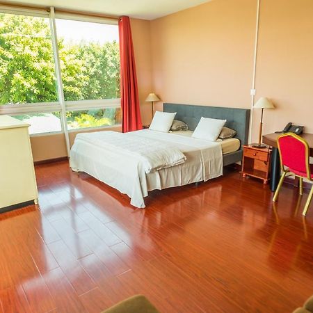 פאפיט Hotel Sarah Nui מראה חיצוני תמונה