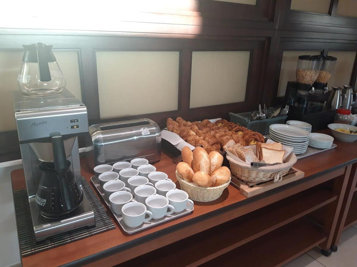 פאפיט Hotel Sarah Nui מראה חיצוני תמונה