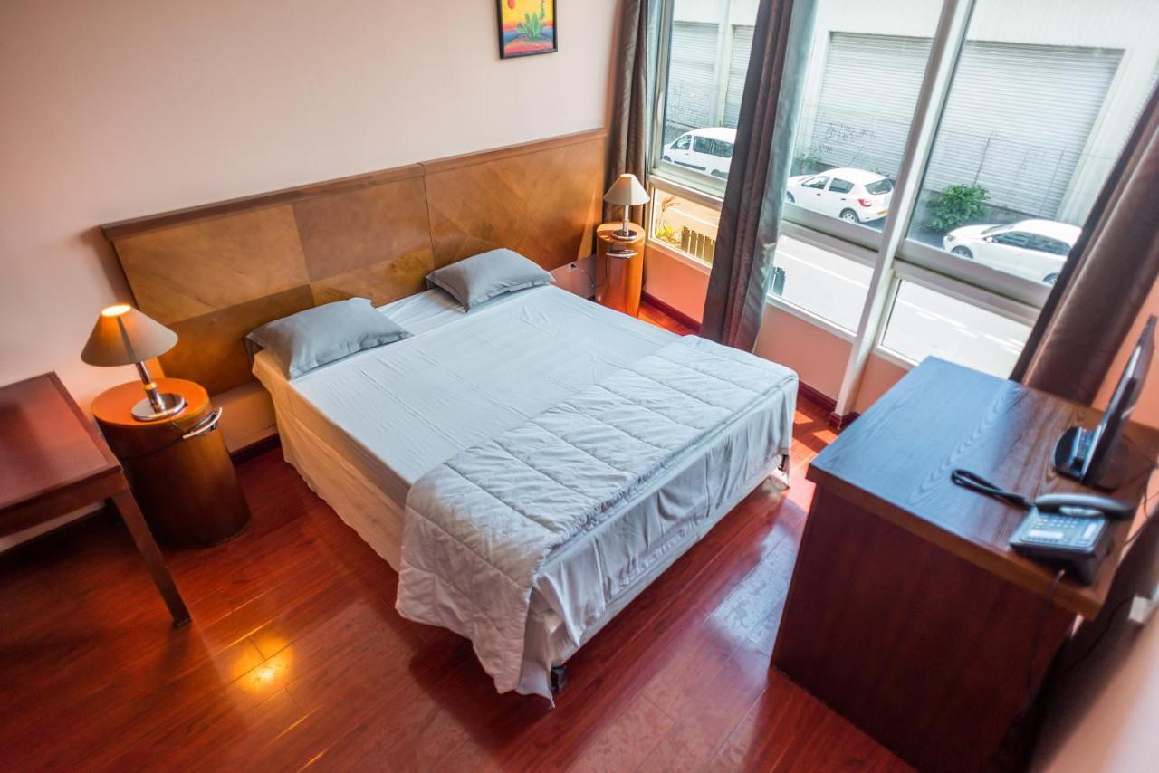 פאפיט Hotel Sarah Nui מראה חיצוני תמונה