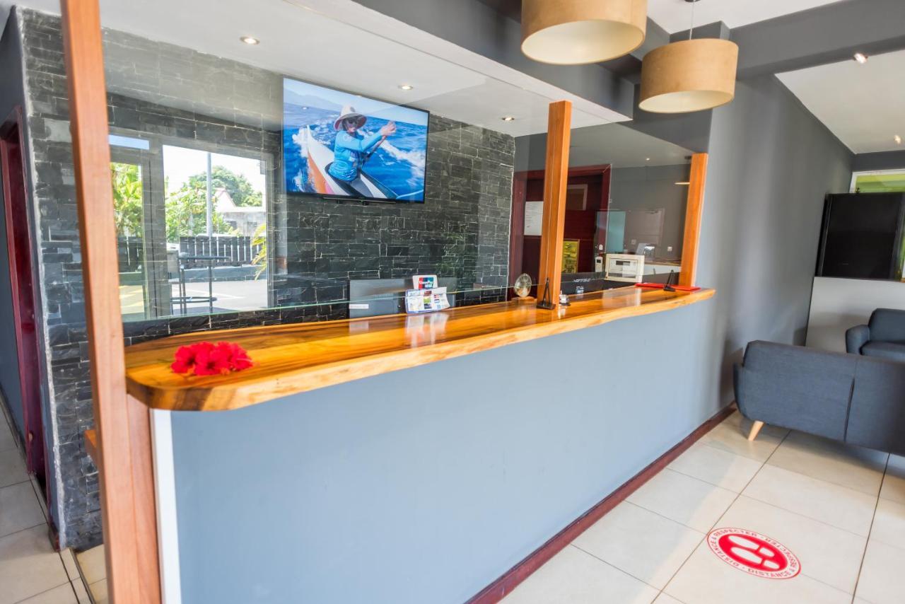 פאפיט Hotel Sarah Nui מראה חיצוני תמונה
