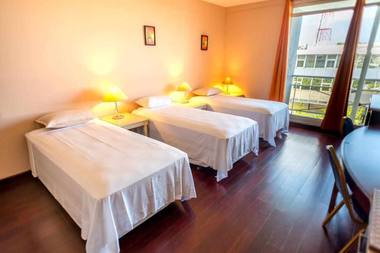 פאפיט Hotel Sarah Nui מראה חיצוני תמונה