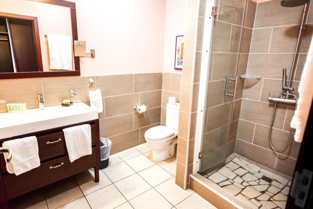 פאפיט Hotel Sarah Nui מראה חיצוני תמונה