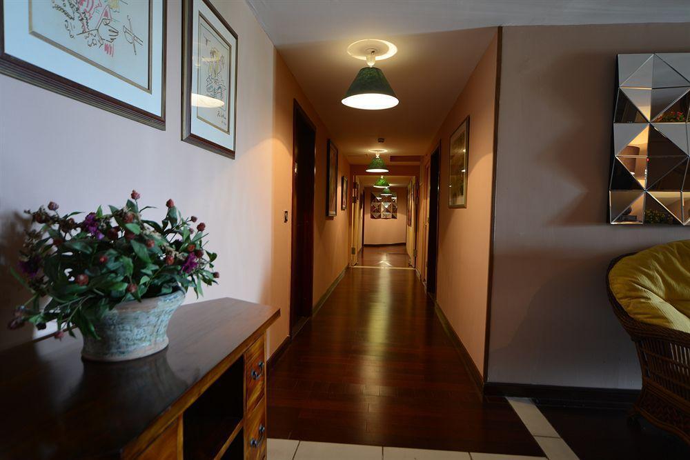 פאפיט Hotel Sarah Nui מראה חיצוני תמונה