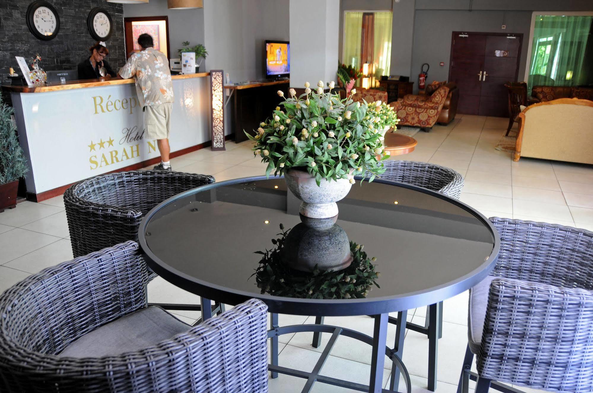 פאפיט Hotel Sarah Nui מראה חיצוני תמונה
